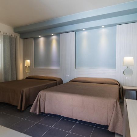 פסקיצ'י Hotel D'Amato מראה חיצוני תמונה