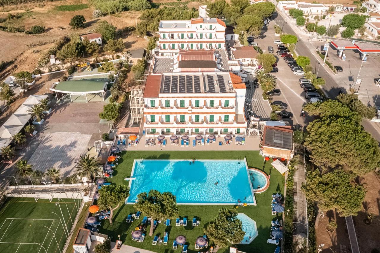 פסקיצ'י Hotel D'Amato מראה חיצוני תמונה