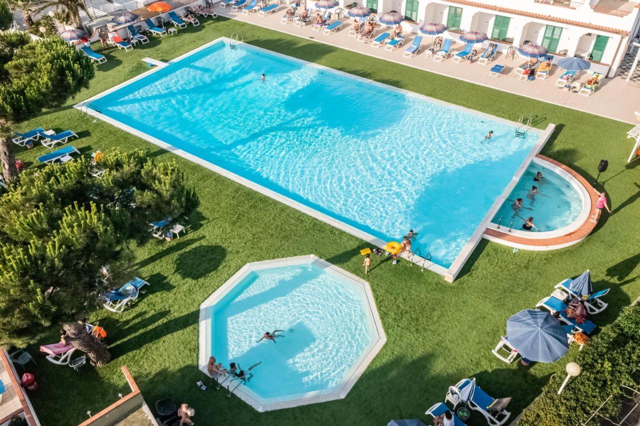 פסקיצ'י Hotel D'Amato מראה חיצוני תמונה