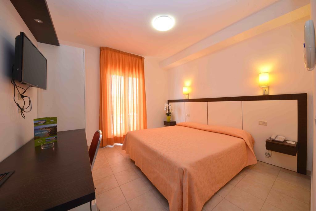 פסקיצ'י Hotel D'Amato מראה חיצוני תמונה