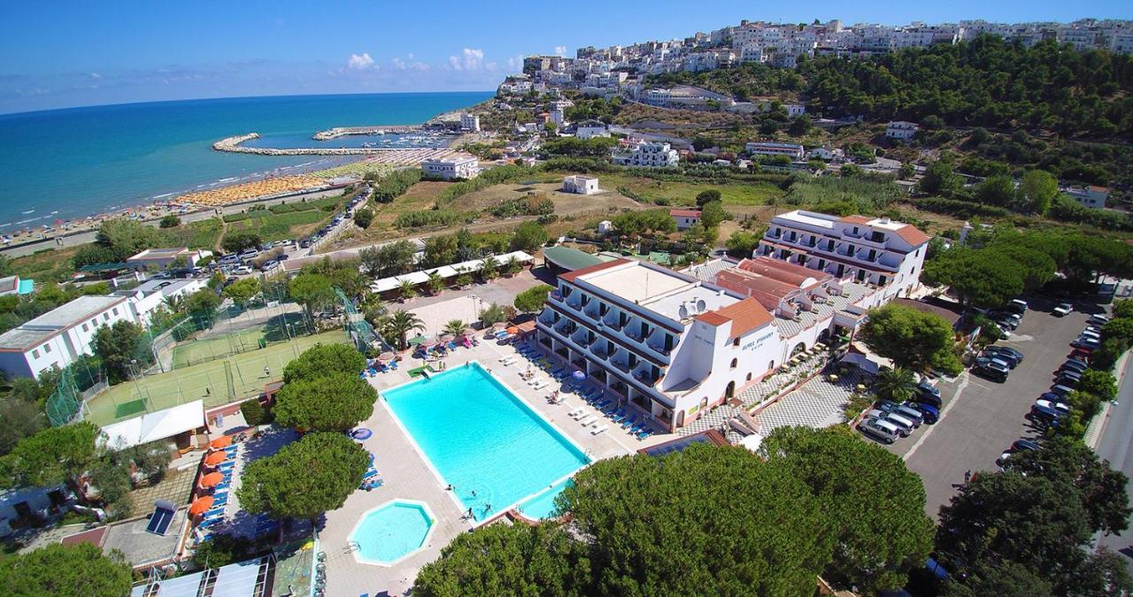 פסקיצ'י Hotel D'Amato מראה חיצוני תמונה